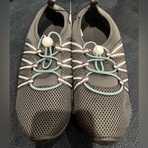 Sun & Sky water shoes